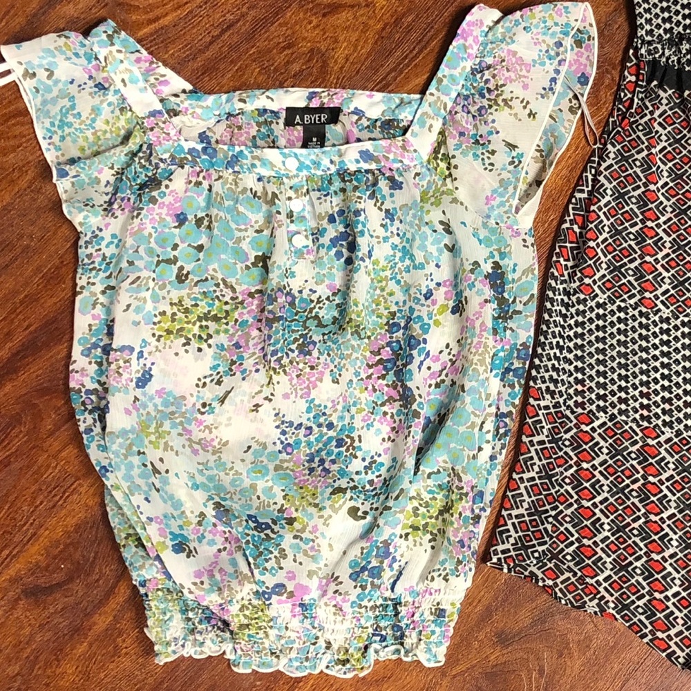 Dainty floral top
